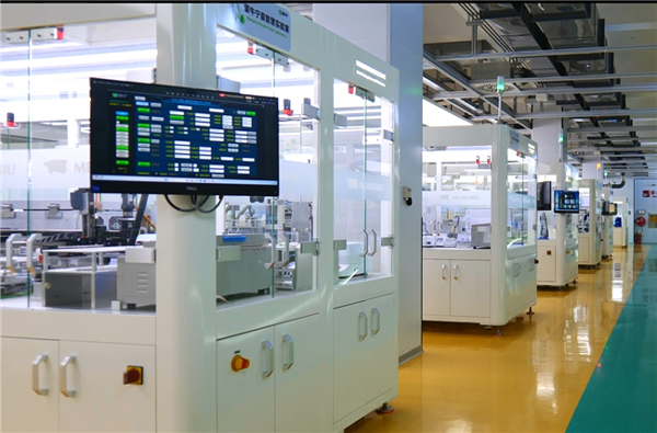 全球液態(tài)奶首座‘燈塔工廠’亮相，蒙牛在2025世界乳業(yè)峰會(huì)貢獻(xiàn)‘中國(guó)智慧’